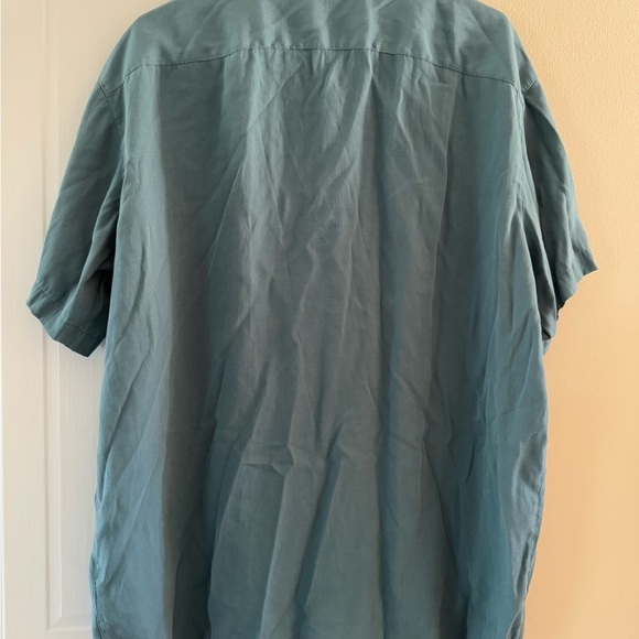 Columbia Men's Blue Shirt button down short sleeve XL - Picture 2 of 7